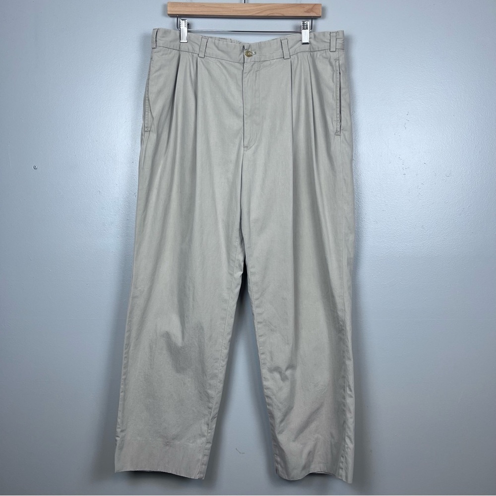 Bills Khakis Men's Original Twill Classic Fit Pleated Pants M2P Size 36; Office